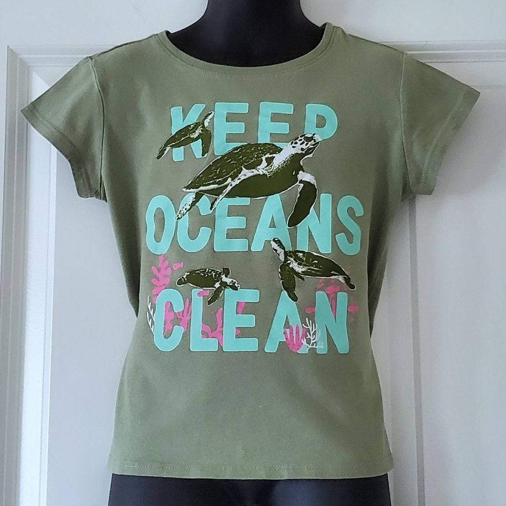 2/$10 - Girl's Short Sleeve Graphic Tee